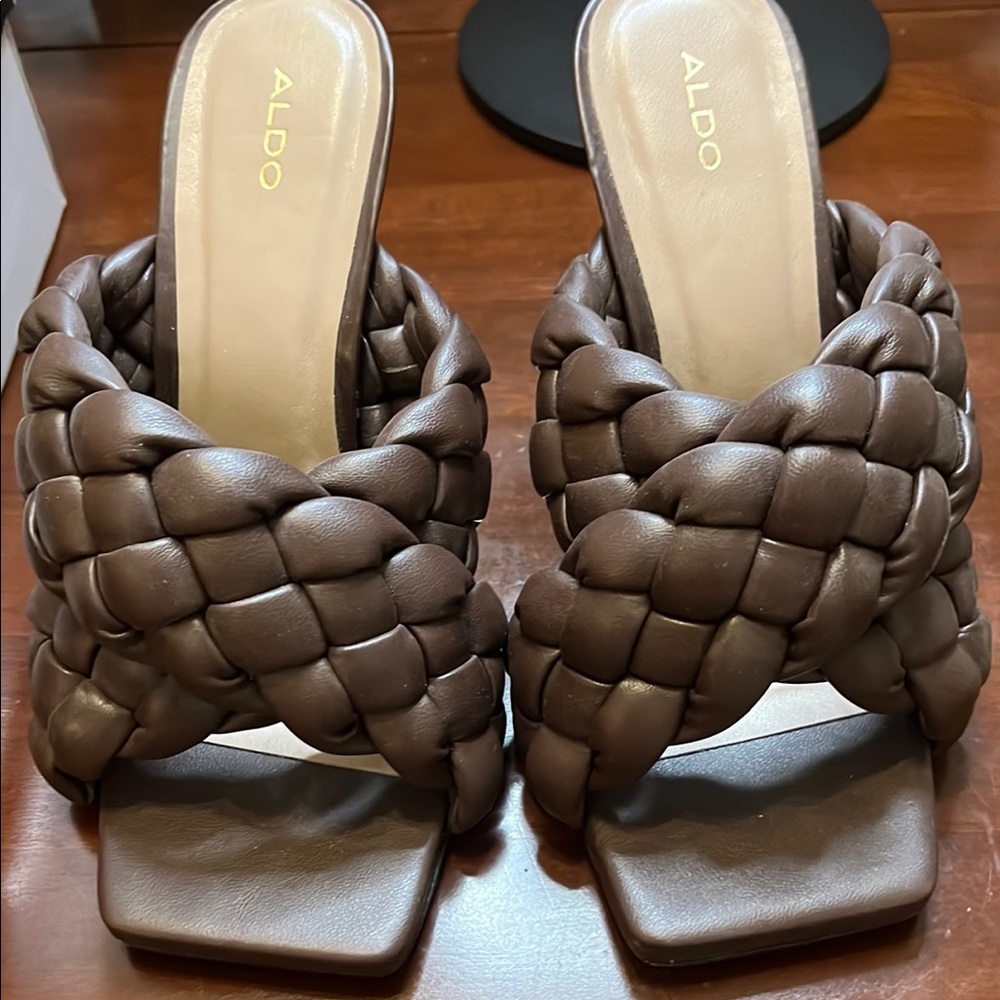 Aldo Women's Chocolate Braided Mules - Picture 3 of 9